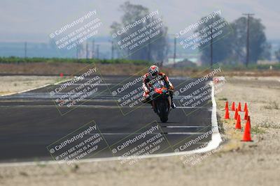 media/Jun-07-2025-TrackDaz (Sat) [[4413525952]]/A Group/2pm (Turn 9)/